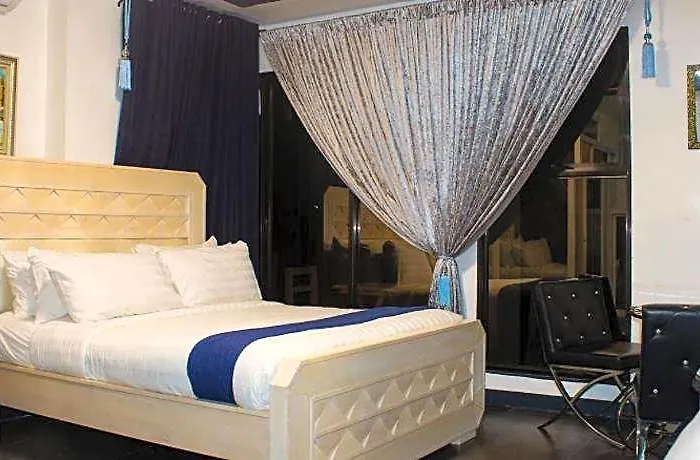 Gmb Arte' Hotel 3*
